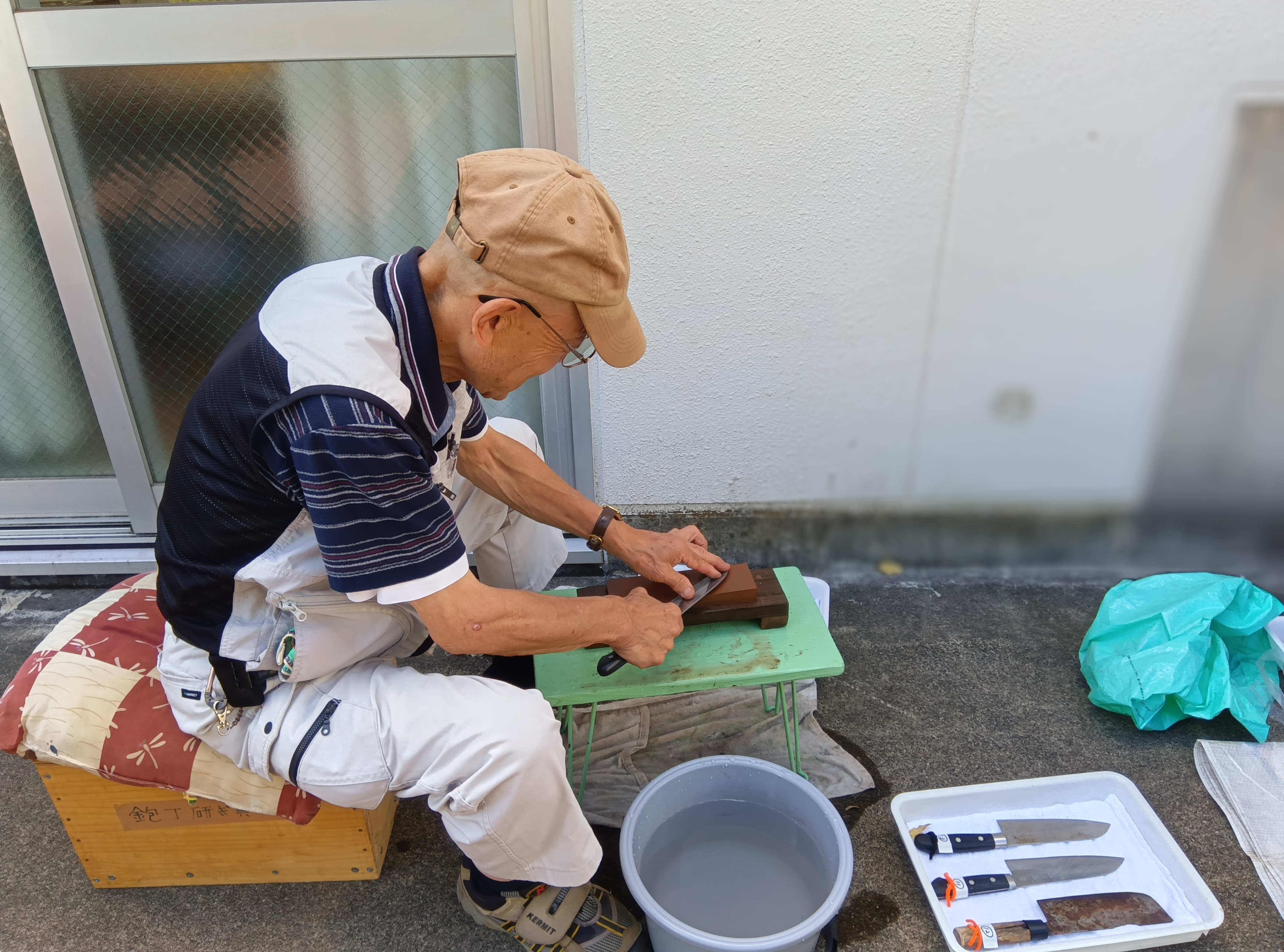 包丁研ぎも好評です