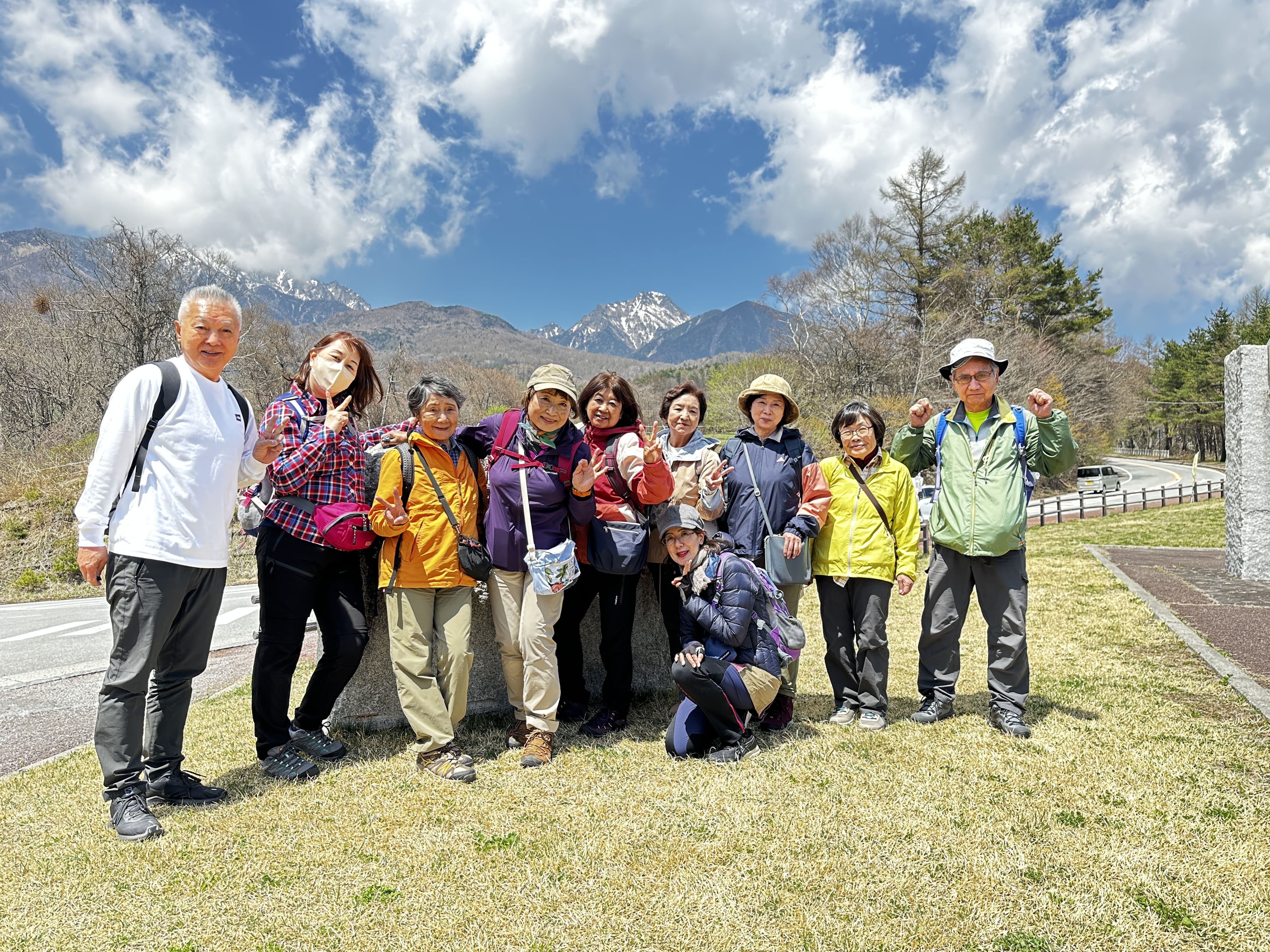 ４月２６日八ヶ岳牧場ハイキング