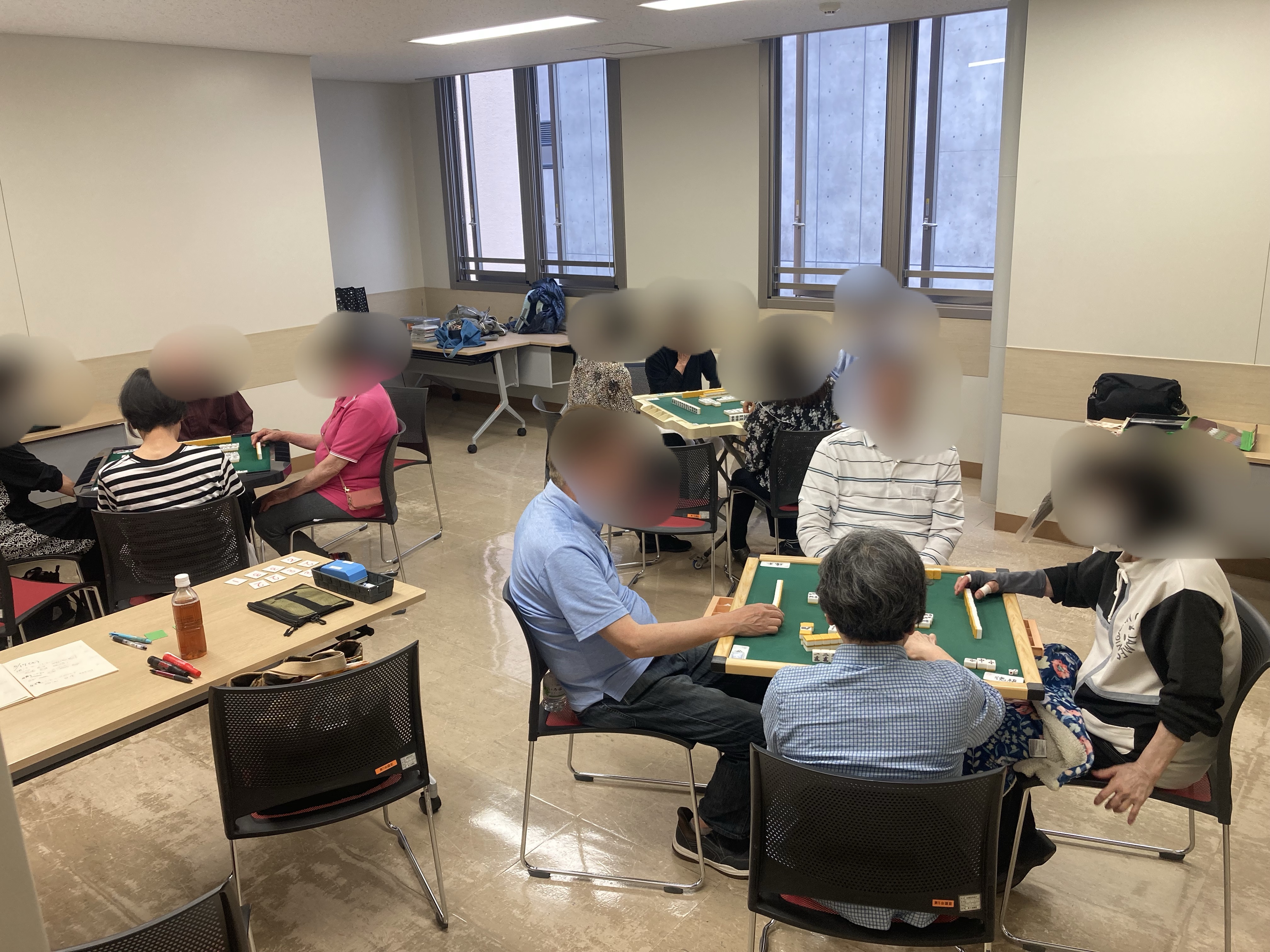 埼玉県新座市　新座市民会館での健康麻雀の様子です。